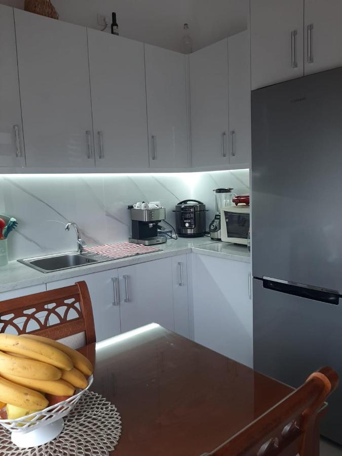 Luxury Dennis Home Sarandë 외부 사진