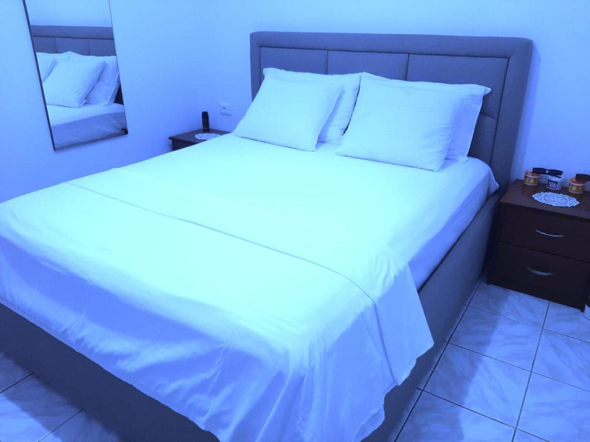 Luxury Dennis Home Sarandë 외부 사진