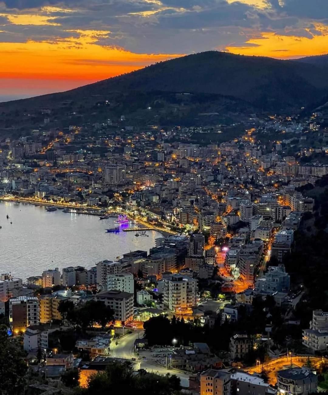 Luxury Dennis Home Sarandë 외부 사진