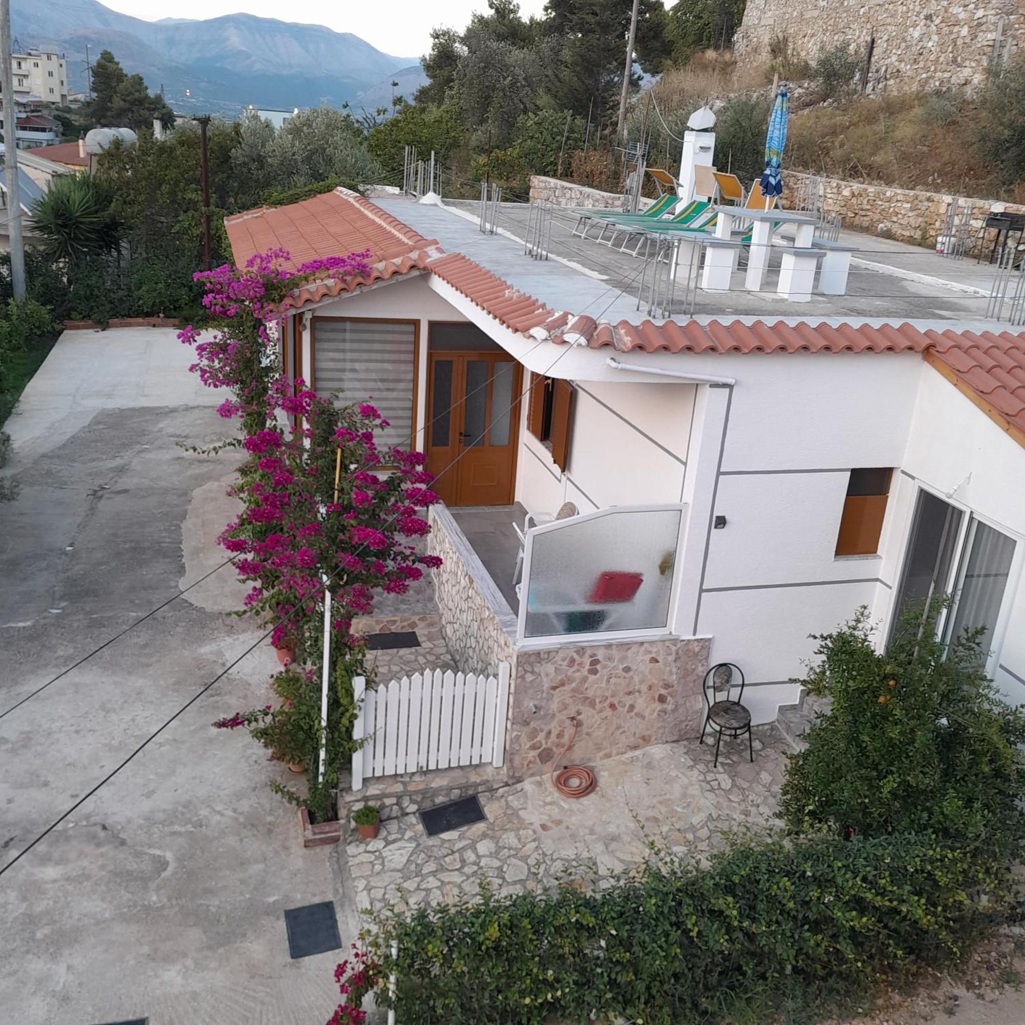 Luxury Dennis Home Sarandë 외부 사진